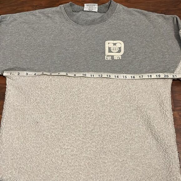 Disney Spirit Jersey Walt Disney World Gray Sherpa Fleece Sweatshirt Casual - Picture 4 of 13